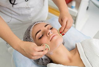 Limpieza Facial Profunda + Extracción + Mascarilla