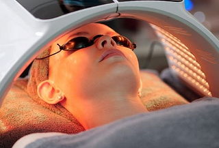 Limpieza Facial Profunda con Punta de Diamante + Arco LED