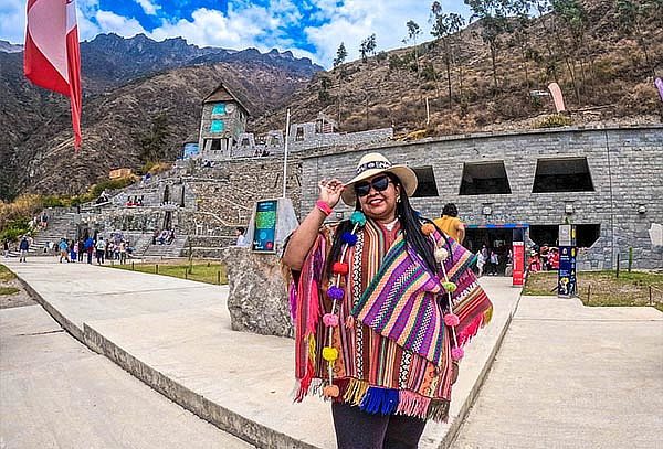 Fiestas Patrias: Full Day Macchu Picchu Limeño + Canta y Más