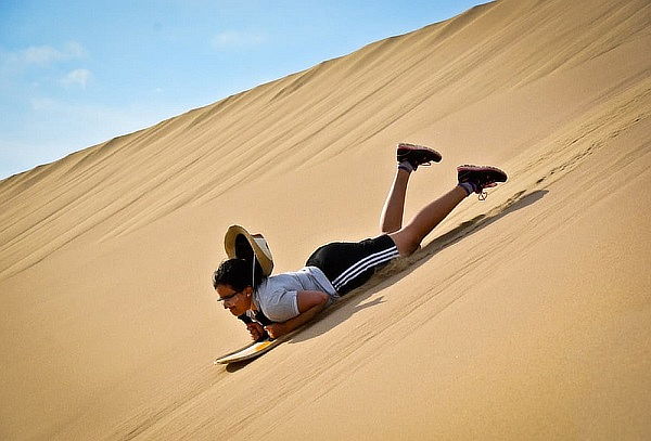 Tour Islas Ballestas, City Tour Ica y Aventura en Huacachina