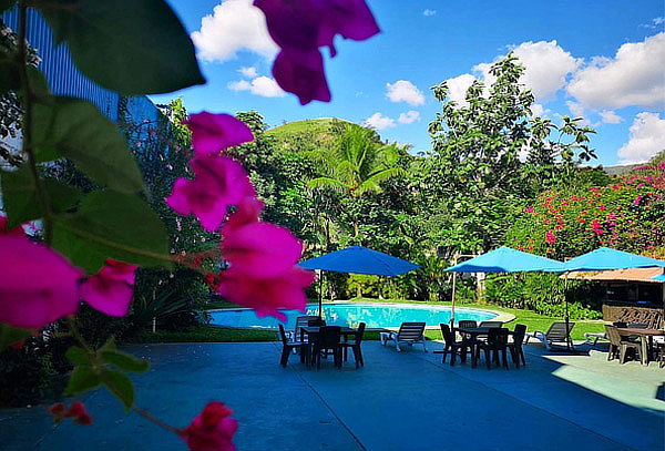 3D/2N hasta 3 Personas + Desayunos + Drinks + Tours y más