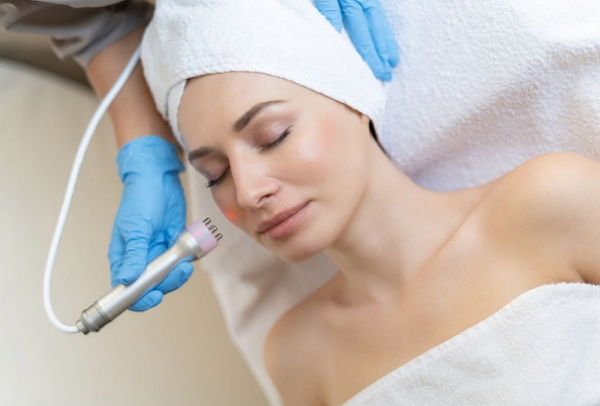 Rejuvenemiento Facial con Radiofrecuencia + Arco Led