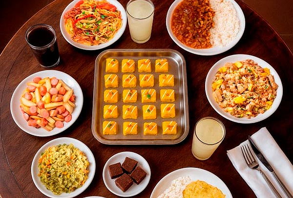 Buffet Criollo  + Media Jarra de Limonada