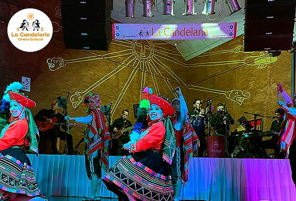 4 Entradas + Bebidas a Espectáculo Folklore en La Candelaria