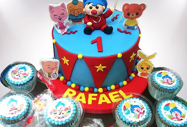 Torta de 18 o 30 Porciones + 6 Galletas o Cupcakes Temáticas