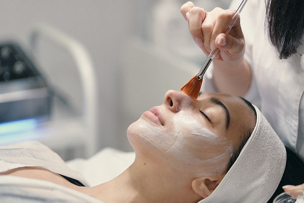 Despigmentacion facial con Dermapen + Ac. Tranexámico