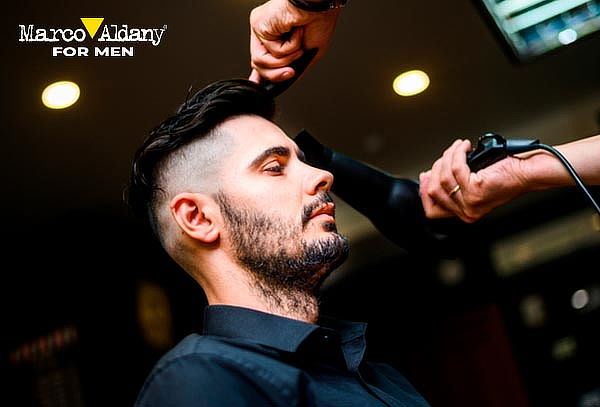 Mid Taper Corte De Cabello Con Maquina Numero Olaplex Leave-In