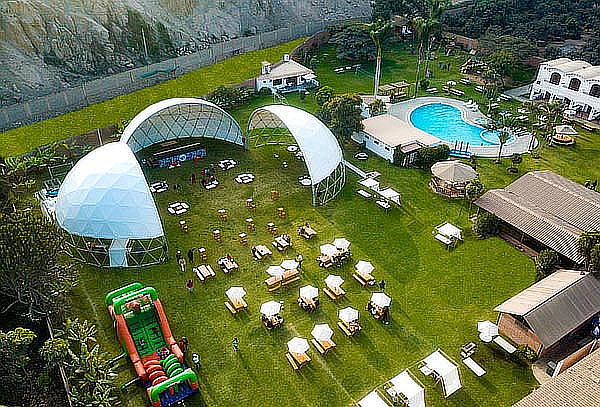 Noche de Alojamiento + Desayuno + Piscina y Más - VPX CLUB 