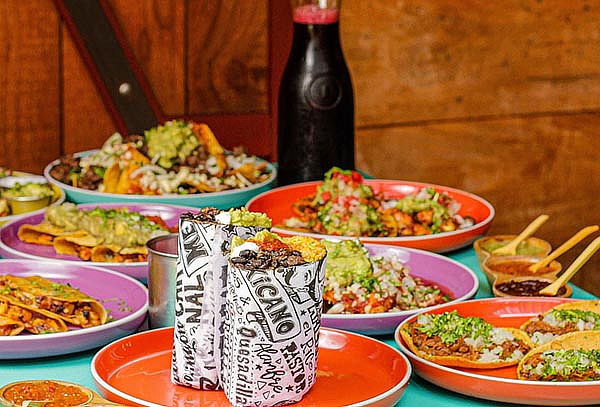 ¡Barra Libre en el Mexicano! Incluye Bebidas Ilimitadas