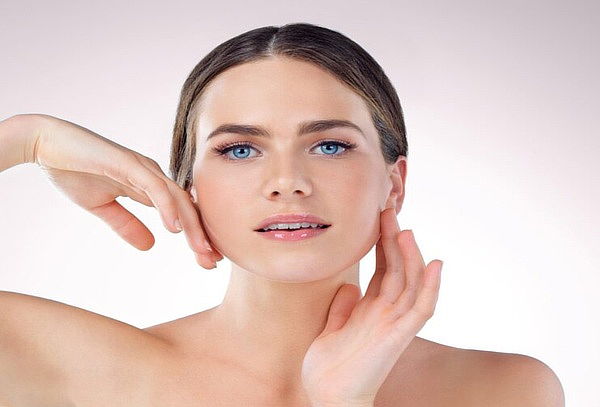 Rejuvenecimiento Facial con Dermapen + Esperma De Salmón
