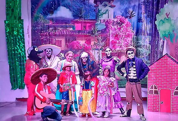 Entrada a la Obra Teatral 