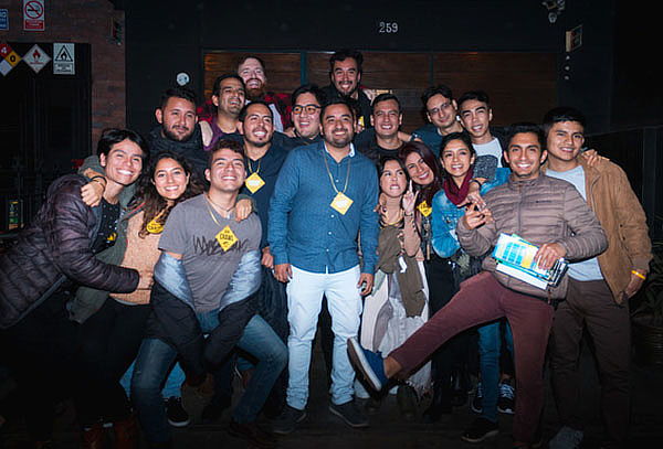 ¡Tour de Bares + Bebidas en Miraflores! con Bar Crawl Lima