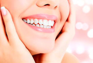 4 Sesiones Blanqueamiento+ 4 Curaciones+ Profilaxis y más 