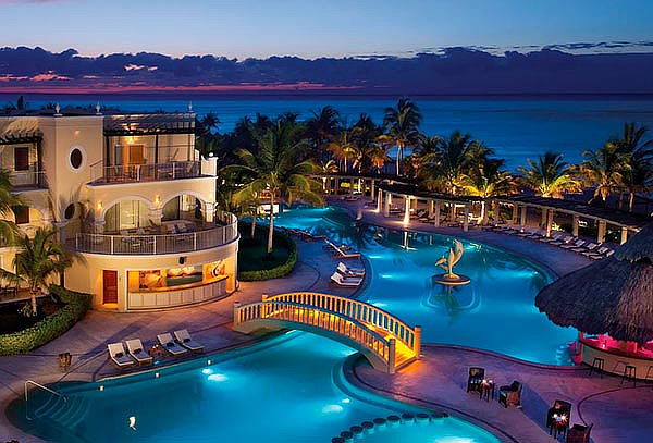 Para 2: Breathless Punta Cana & Spa 5D/4N