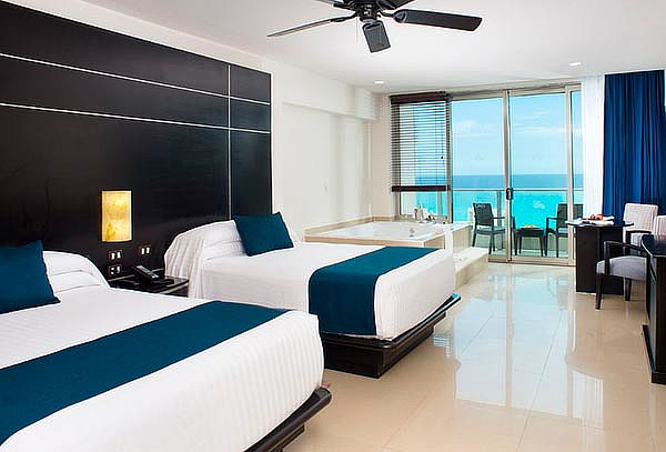 Seadust Cancún 5D/4N ¡Todo Incluido! 2 Adultos 2 Menores