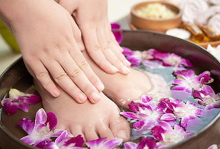 Cuidado Integral Glam: Manicure + Pedicure + Exfoliación