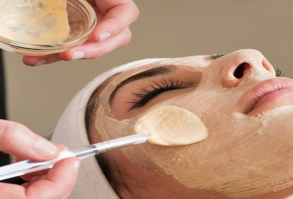 Limpieza Facial Deluxe Experience + Mask Led + Hydratación