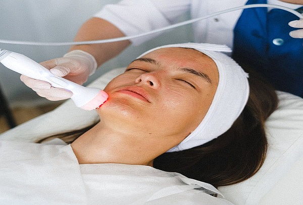 Limpieza Hydrafacial 10 en 1 + Acido Hialurónico y mas
