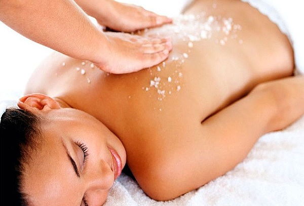 Exfoliación de Espalda + Microdermoabrasión  y mas