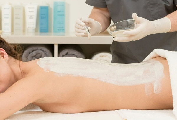 Exfoliación de Espalda + Microdermoabrasión  y mas