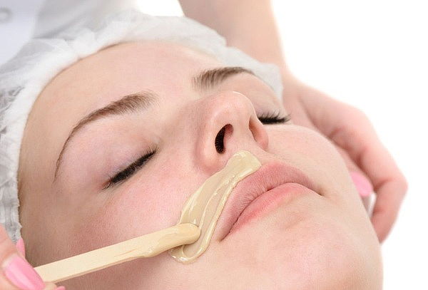 Depilación con Cera en Rostro Completo + Facial Express