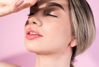 Volumen y Escultura Labial con Ácido Hialurónico y Más