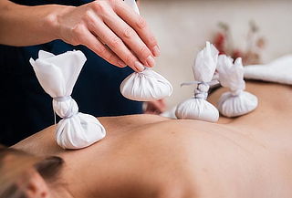 Masaje Relajante + Masajes de Pies y Más