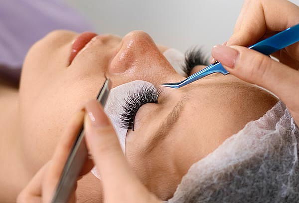 ¡Lifting de Pestañas, Opción Tinturado + Depilación Hindu