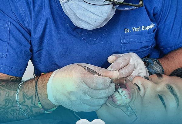 Paquete Completo de Brackets Metálicos + Limpieza, 3 Sedes