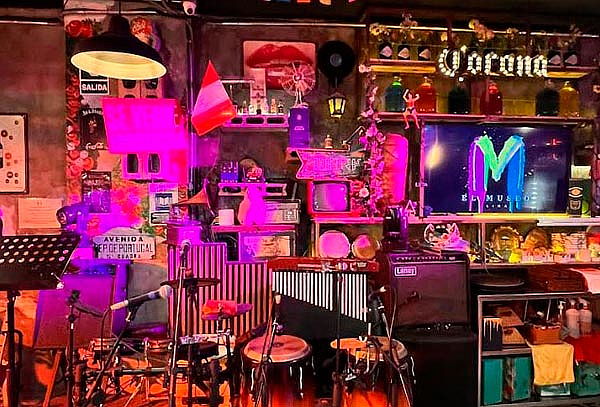 After Office en El Museo Bar: Bebidas + Piqueo a elección