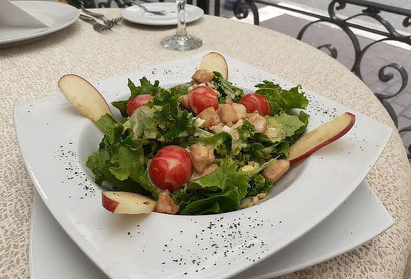 Menú de Navidad o de Año nuevo en Gracia Restaurante & Copas