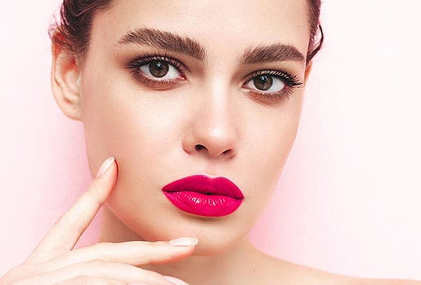 Micropigmentación de Labios + Manicure en Gel en AM Studio