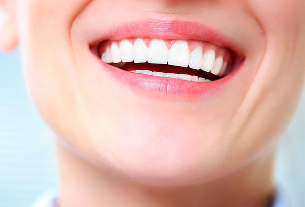 ¡Dientes Limpios y Sanos! Limpieza Profunda