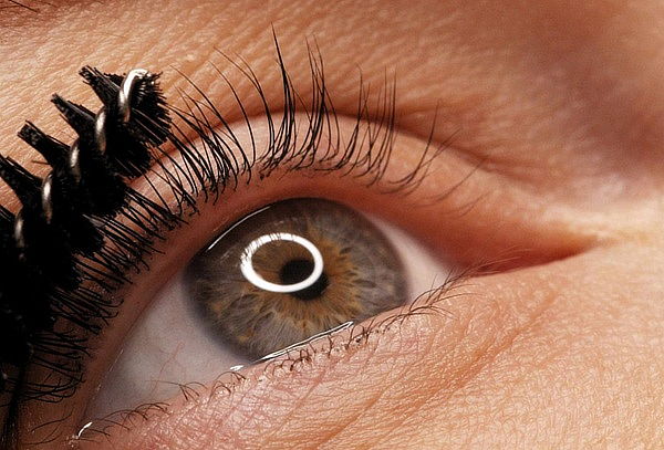 Mirada de impacto: Lifting de Pestañas + Planchado de Cejas