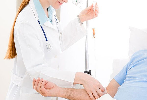 Vitamina C Envodenosa + B12 + Facial + Dep. Láser Bozo