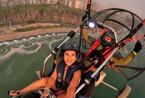 Vuelo en Paratrike sobre Miraflores + Video 360° en 4K