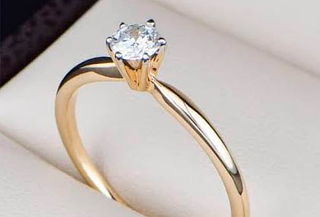 ¿Todo Listo Para el Sí? ¡Anillo de Compromiso!