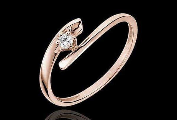 Anillo compromiso: Oro 18k Moissanita o Plata 950 Circonia