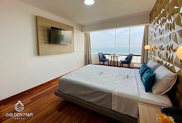 Noche Romántica + Piqueo + Jacuzzi + Desayuno Buffet y Más