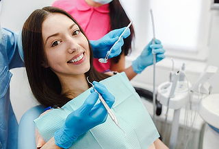 Limpieza Dental: Destartraje + Profilaxis + Fluor + Consulta