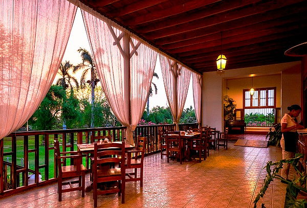 Almuerzo Criollo Chinchano + Bebida Para 2 Personas