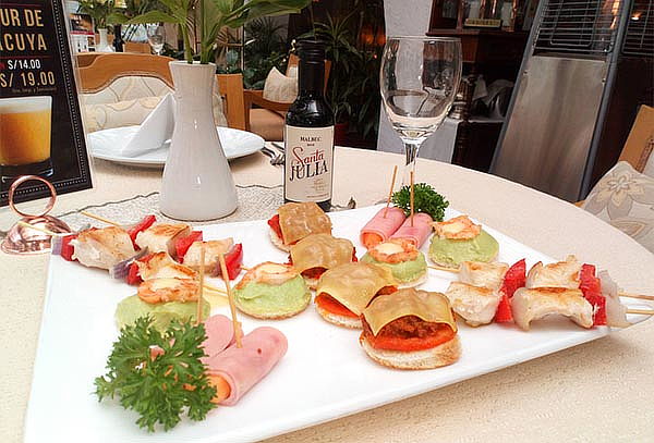 Happy Hour Para 2 - Gracia Restaurante & Copas / Antara