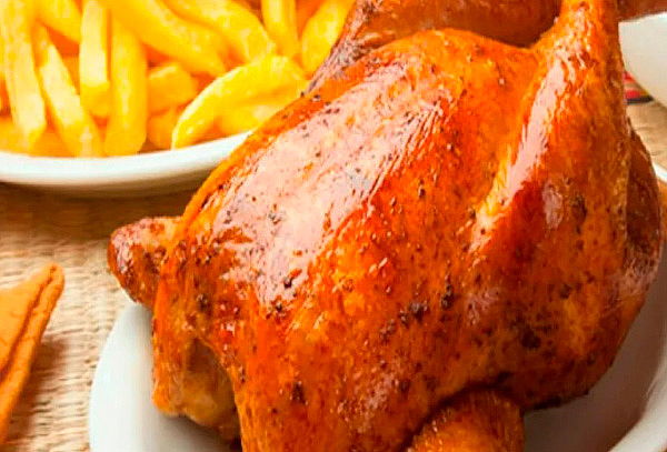 1 Pollo a la Brasa + Papas + Cremas en Clickarta