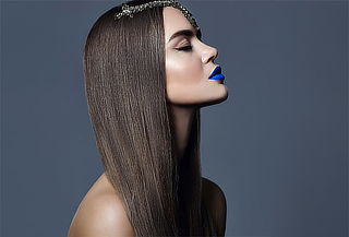 Alisado Brasilero Todo Largo en Monas Spa