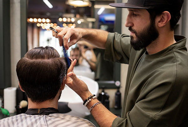 Corte Clásico para Hombre + Limpieza Facial y Más en Sammys