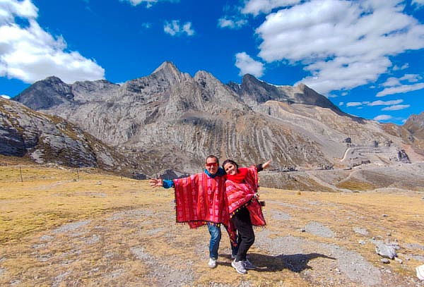 ¡Full Day Cordillera de la Viuda! Laguna 7 Colores y más