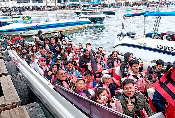 SEMANA SANTA: Full Day Paracas Ica + Huacachina y Más