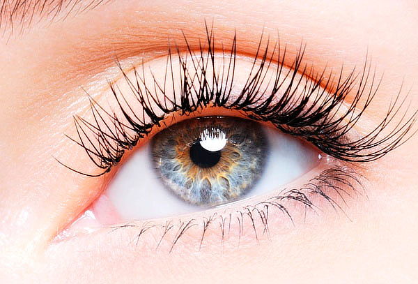 Rizado de Pestañas Permanentes + Manicure express