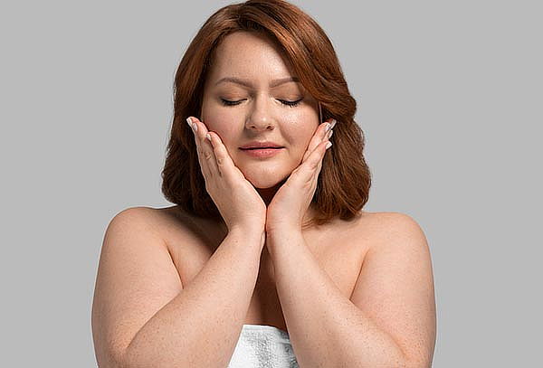 Reducción De Papada 1 Sesión De Enzima + Limpieza Facial