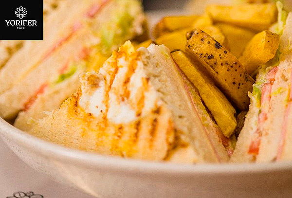 1 Club Sandwinch + 2 Jugos o 2 Cafés en Yorifer -Jesus Maria